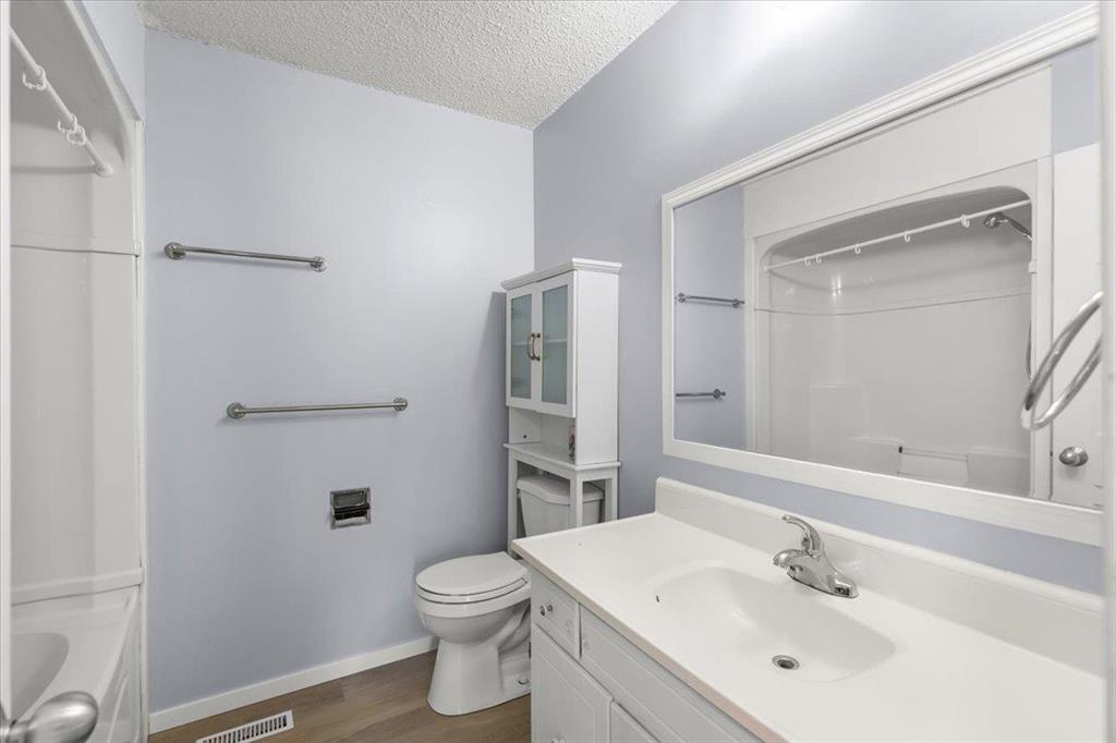 68 Lake Village Road, Winnipeg, Manitoba  R3T 4M8 - Photo 14 - 202610097