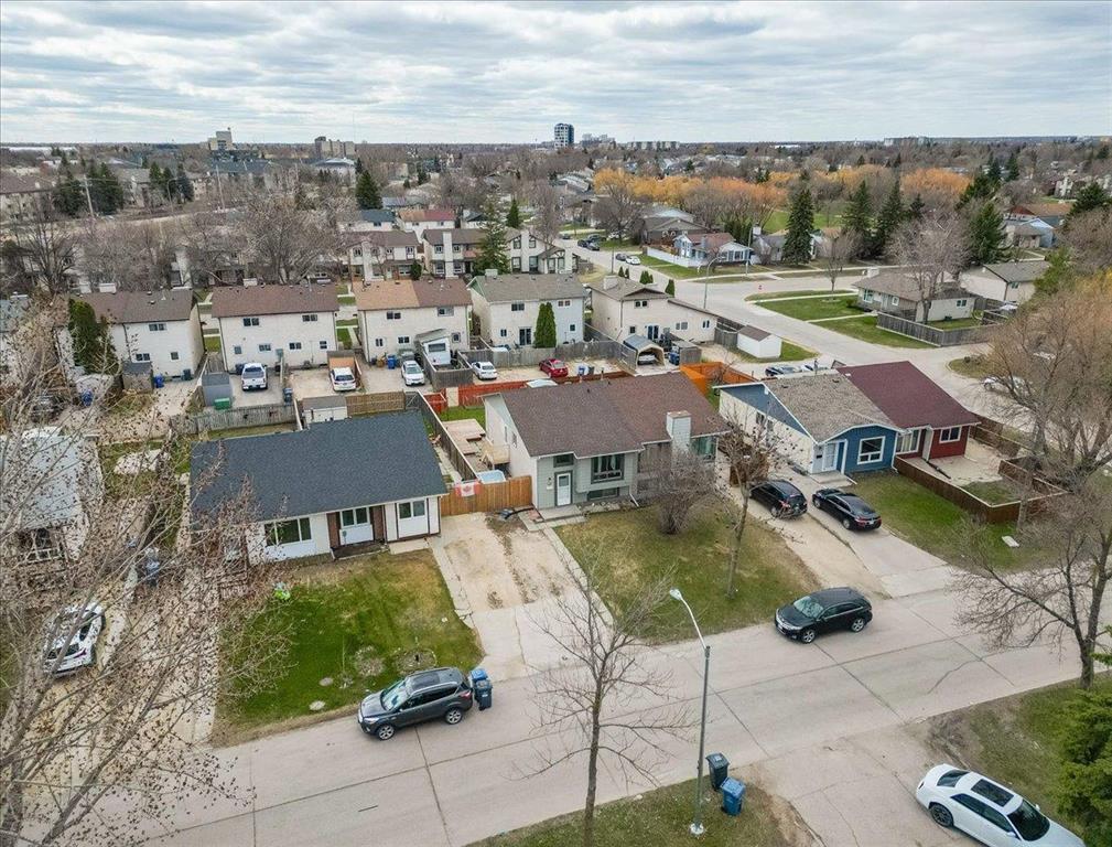 68 Lake Village Road, Winnipeg, Manitoba  R3T 4M8 - Photo 34 - 202610097