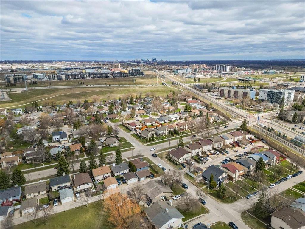 68 Lake Village Road, Winnipeg, Manitoba  R3T 4M8 - Photo 37 - 202610097