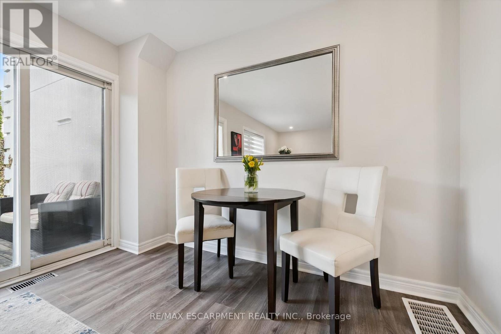 2119 Ghent Avenue, Burlington, Ontario  L7R 1Y4 - Photo 15 - W13115732