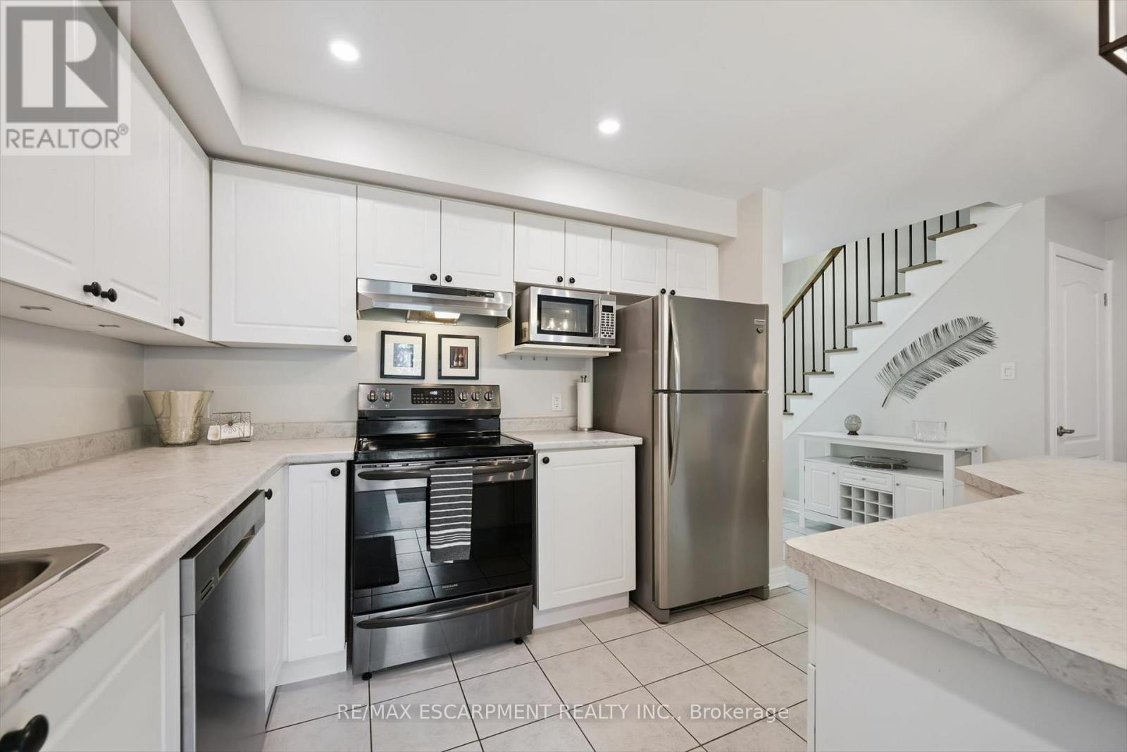 2119 Ghent Avenue, Burlington, Ontario  L7R 1Y4 - Photo 9 - W13115732