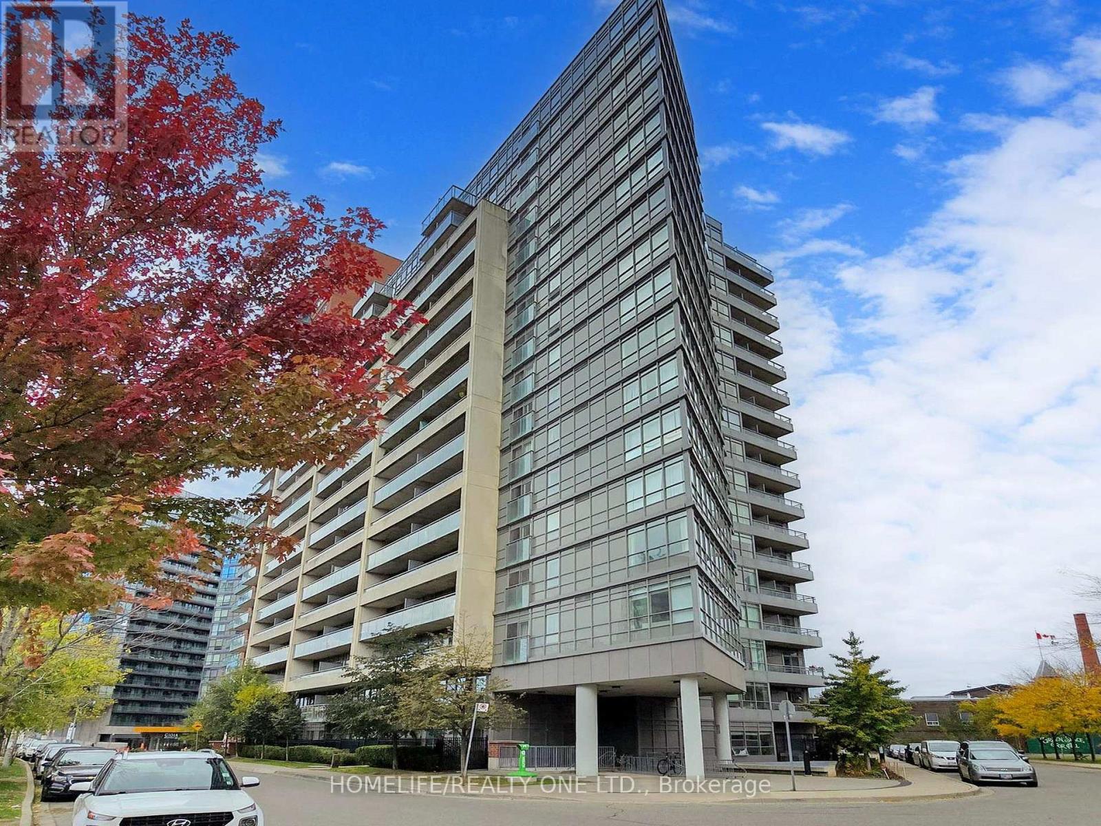 2003 - 38 JOE SHUSTER WAY, Toronto, Ontario
