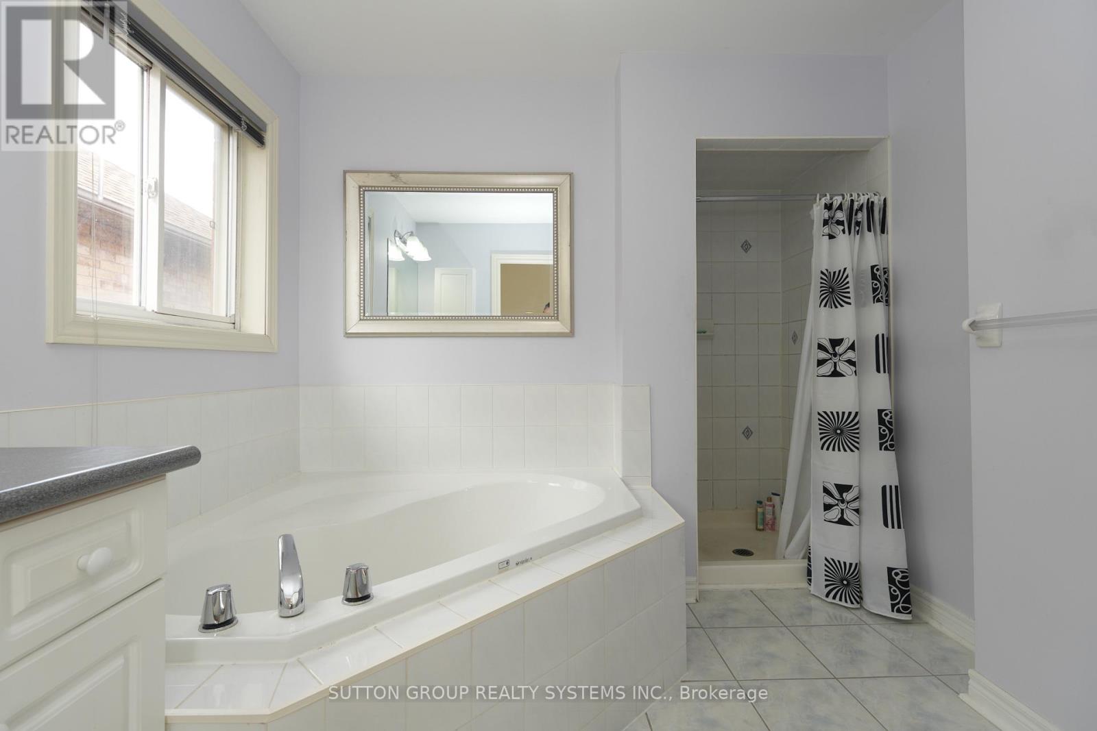 5636 Raleigh Street, Mississauga, Ontario  L5M 7E4 - Photo 23 - W13115822