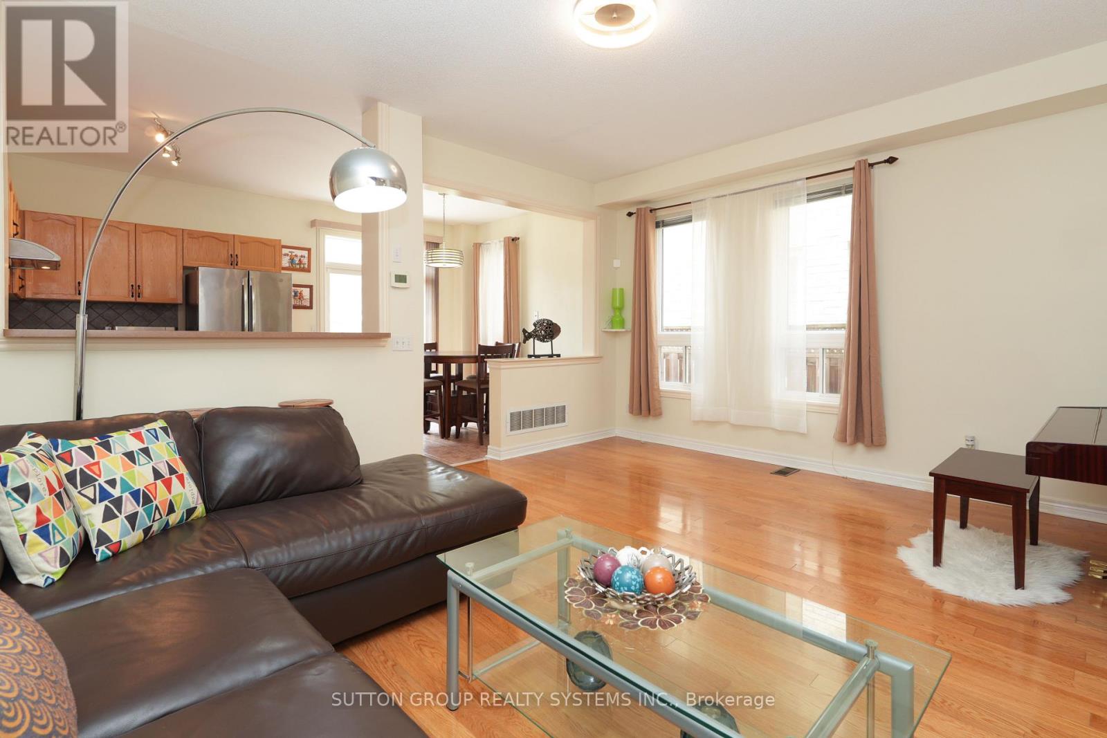 5636 Raleigh Street, Mississauga, Ontario  L5M 7E4 - Photo 7 - W13115822