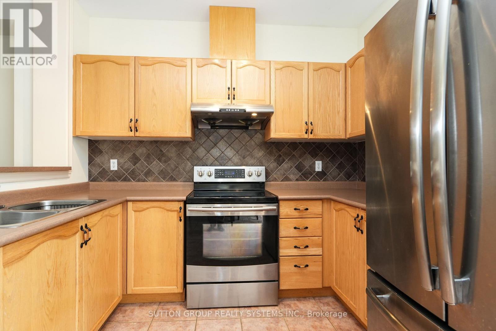 5636 Raleigh Street, Mississauga, Ontario  L5M 7E4 - Photo 9 - W13115822