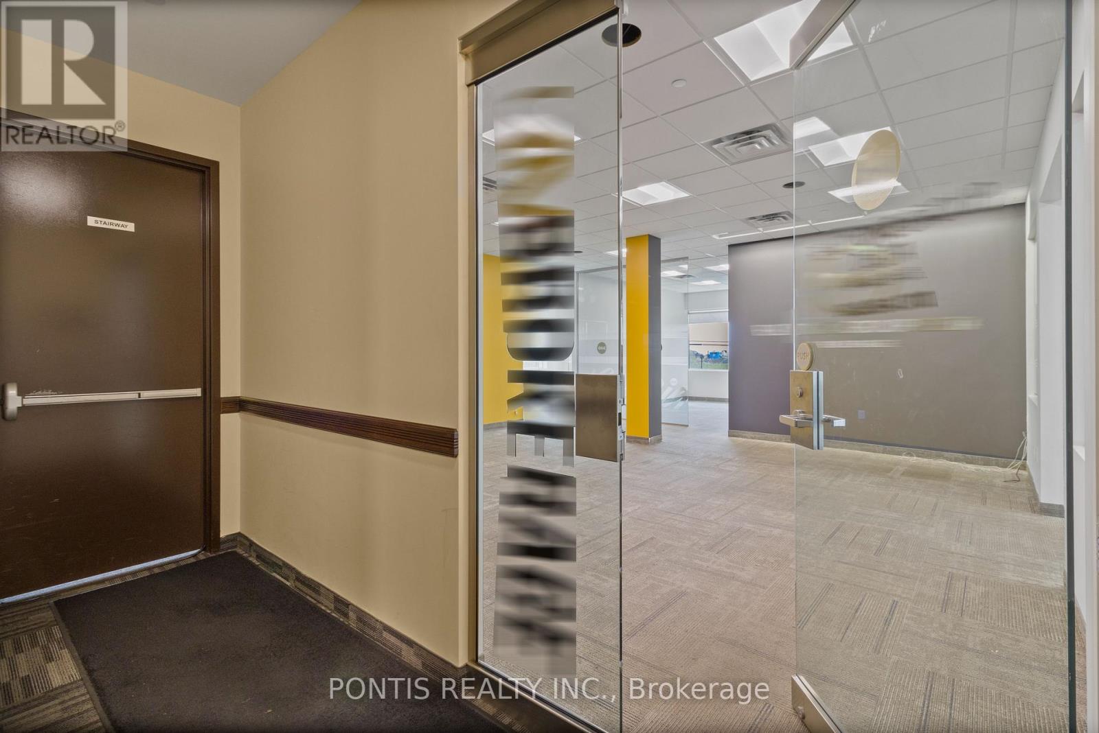 101 - 30 Topflight Drive, Mississauga, Ontario  L5S 0A8 - Photo 4 - W13115896
