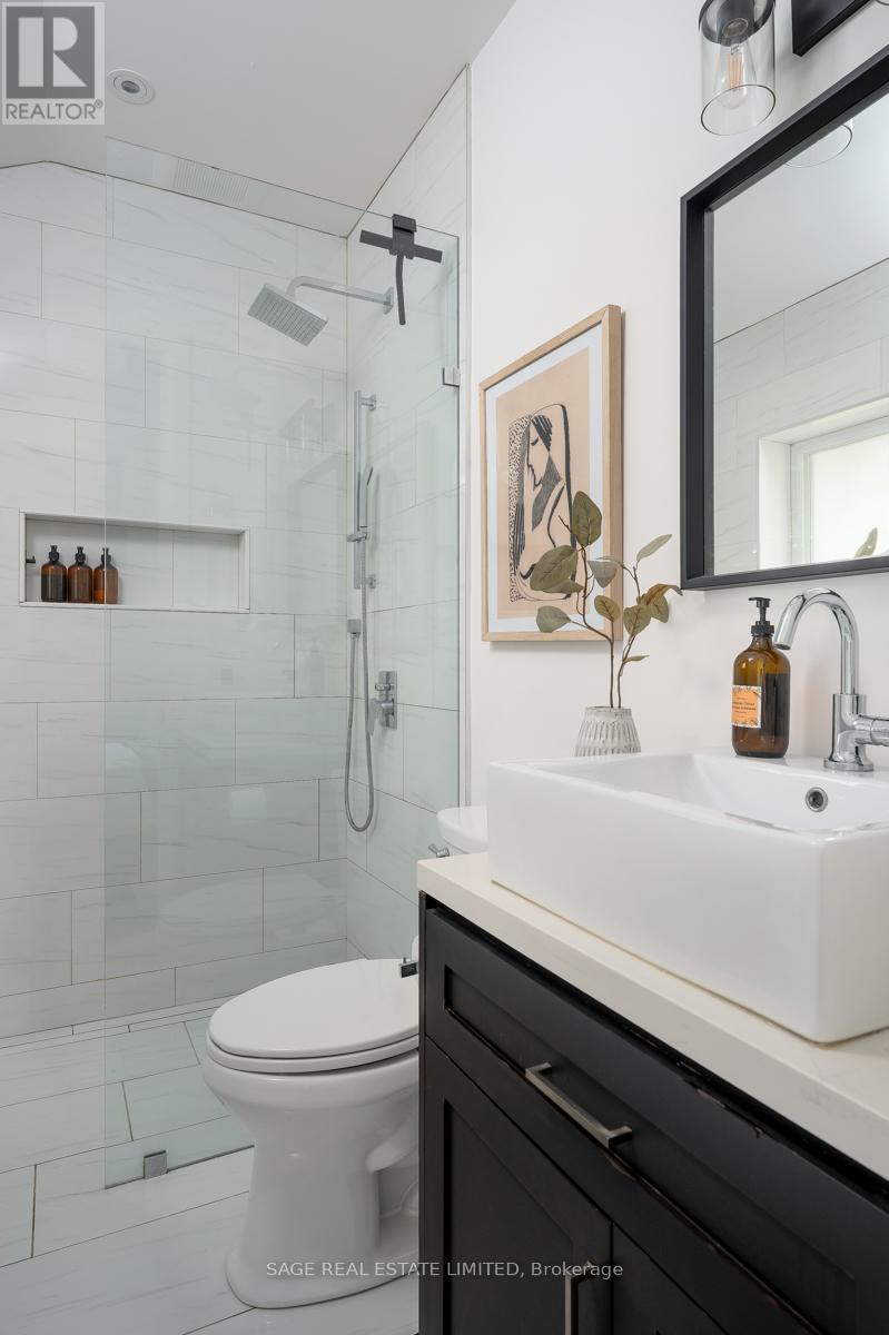 7 Rathgar Avenue, Toronto, Ontario  M9C 2E7 - Photo 25 - W13115938