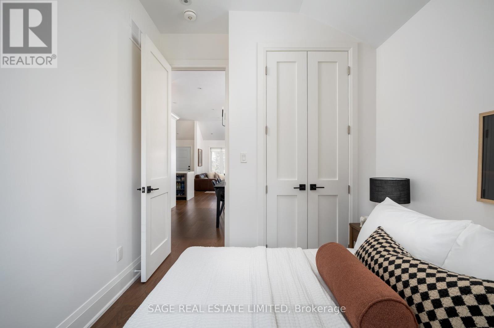 7 Rathgar Avenue, Toronto, Ontario  M9C 2E7 - Photo 27 - W13115938