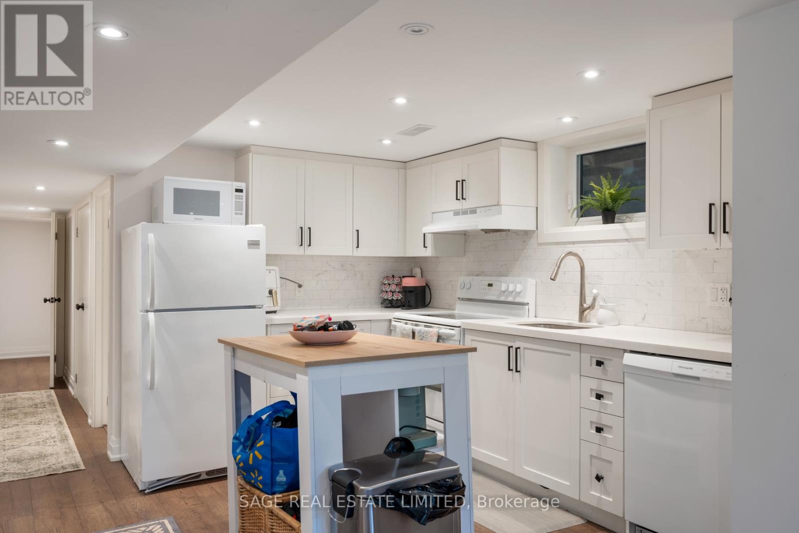 7 Rathgar Avenue, Toronto, Ontario  M9C 2E7 - Photo 32 - W13115938
