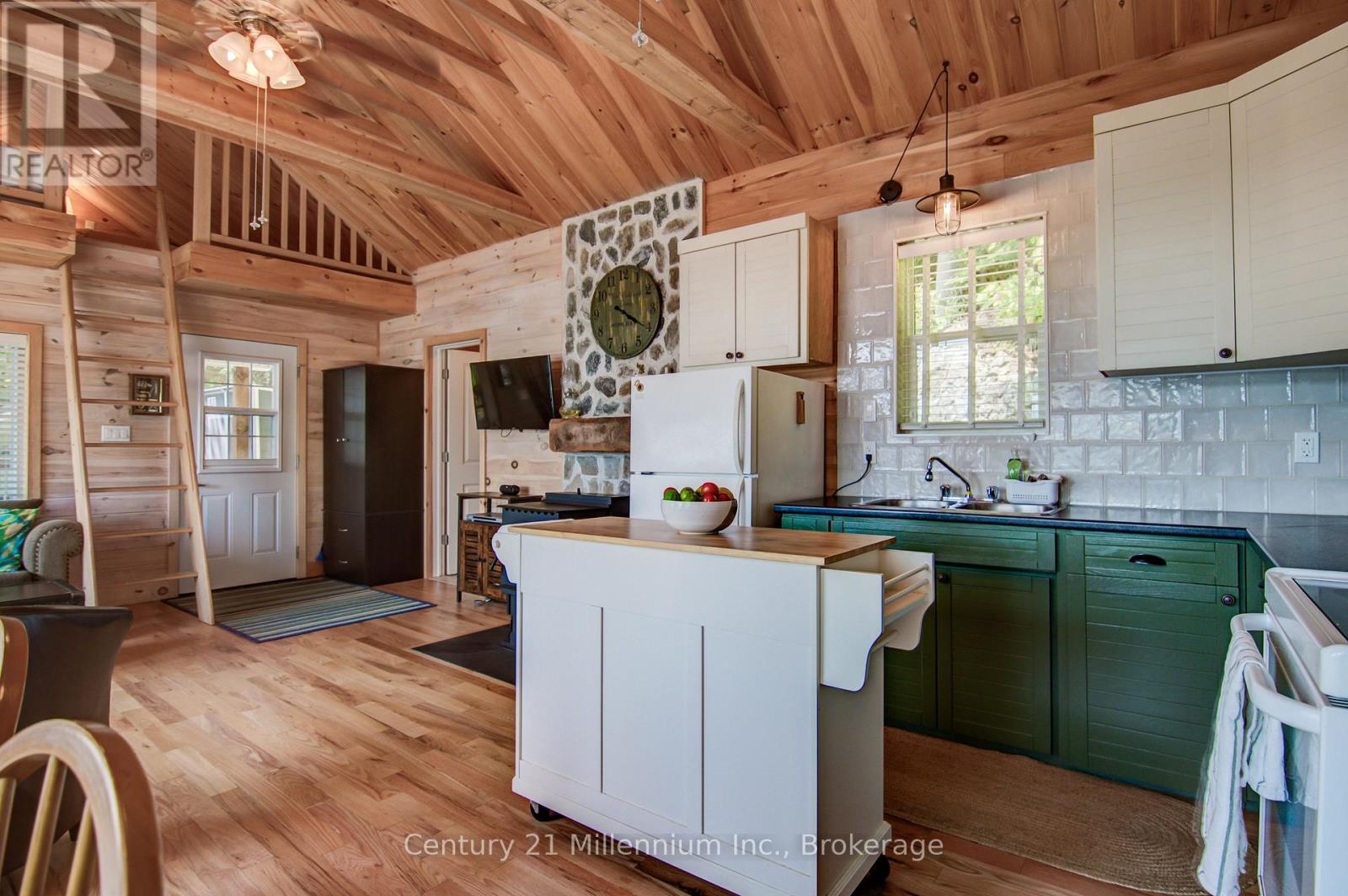 113 Water Street, Northern Bruce Peninsula, Ontario  N0H 1W0 - Photo 22 - X13116080