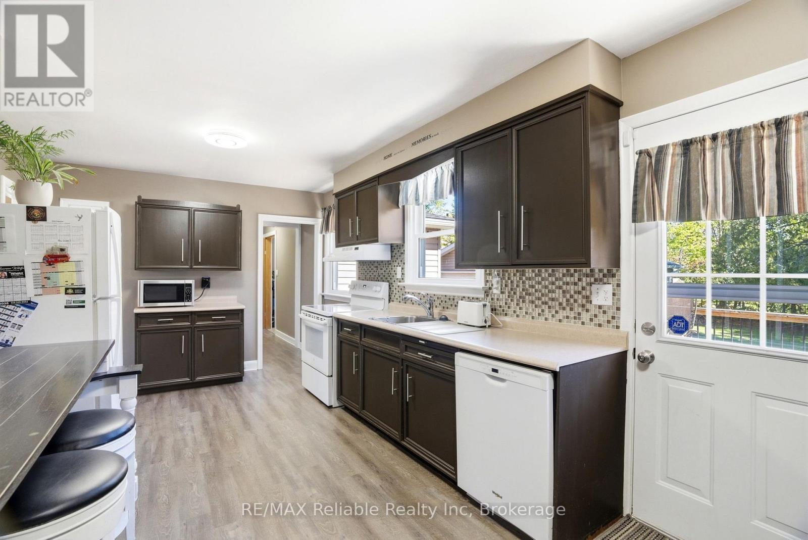 131 Townsend Street, Central Huron, Ontario N0M 1L0 - Photo 13 - X13116138