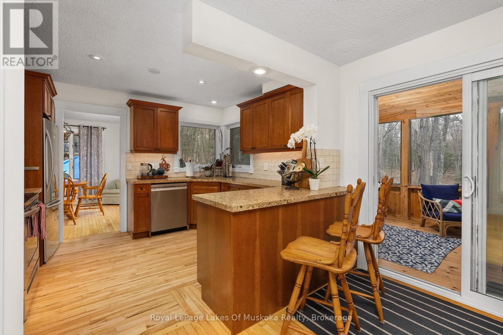 84 Clarke Crescent, Huntsville, Ontario  P0B 1L0 - Photo 12 - X13116158