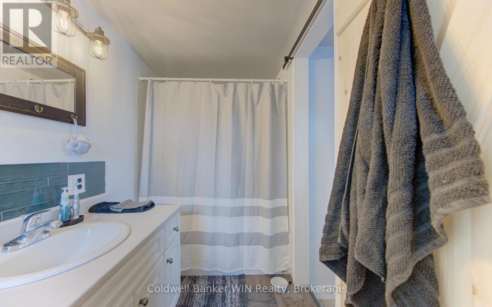 186 Mcfarlin Drive, West Grey, Ontario  N0G 2L0 - Photo 32 - X13116286