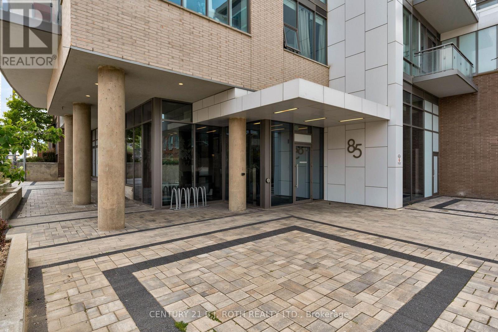 1507 - 85 Duke Street W, Kitchener, Ontario  N2H 0B7 - Photo 3 - X13115748