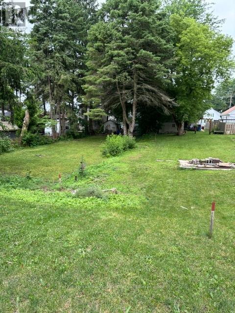 6 Ellsworth Close, London East, Ontario  N5W 1E6 - Photo 6 - X12777388