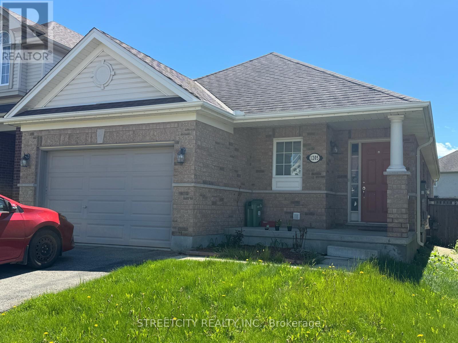 1205 North Wenige Drive, London North, Ontario  N5X 4P7 - Photo 2 - X13112846