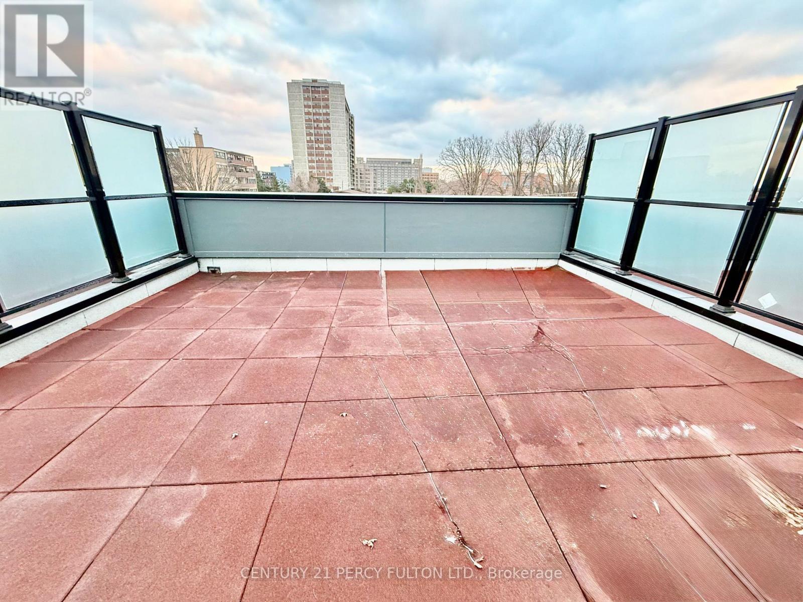 7 - 10 Marquette Avenue, Toronto, Ontario  M6A 0E1 - Photo 12 - C13115974
