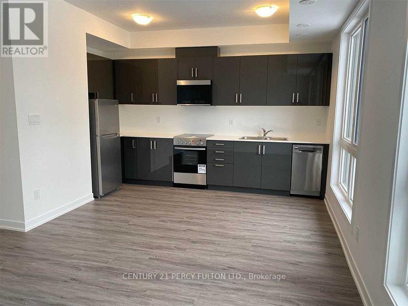 7 - 10 Marquette Avenue, Toronto, Ontario  M6A 0E1 - Photo 3 - C13115974