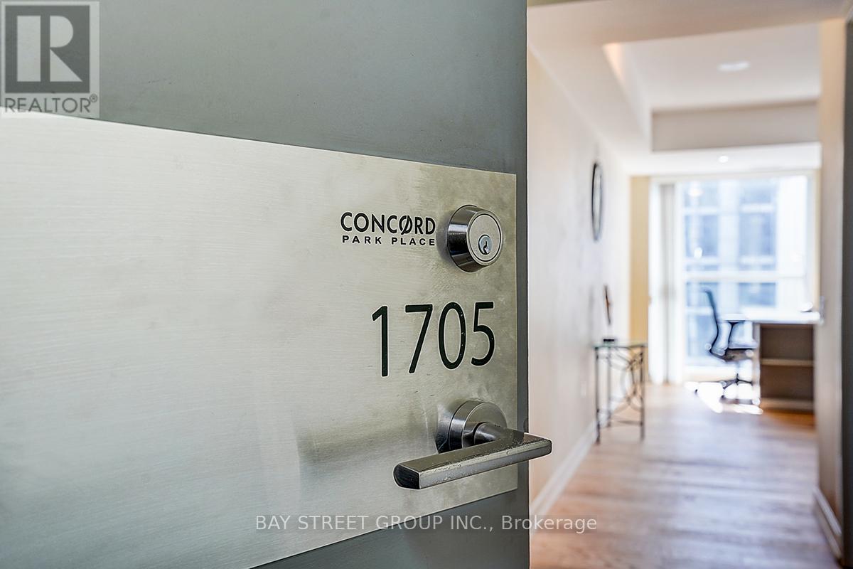 1705 - 29 Singer Court, Toronto, Ontario  M2K 0B4 - Photo 2 - C13116004