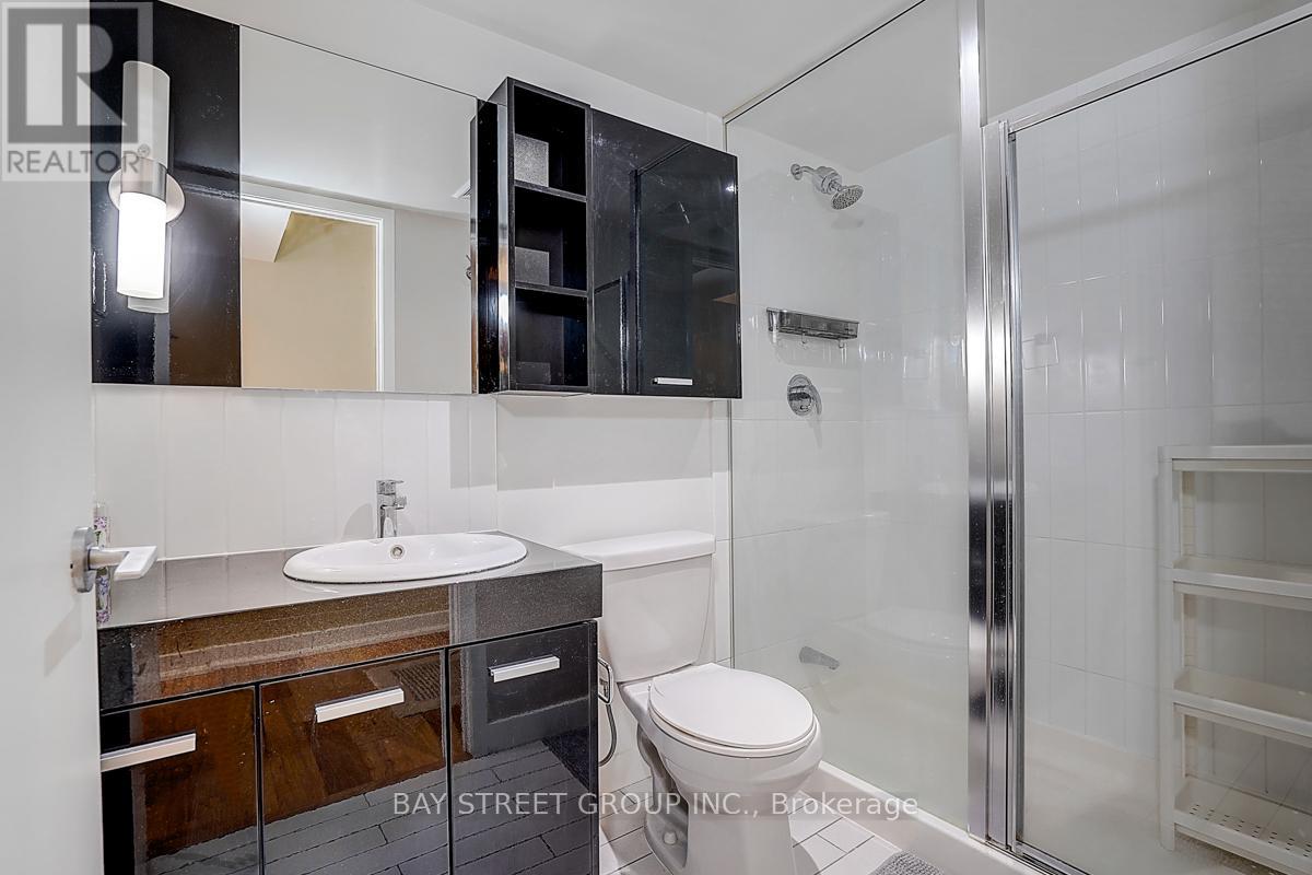 1705 - 29 Singer Court, Toronto, Ontario  M2K 0B4 - Photo 4 - C13116004
