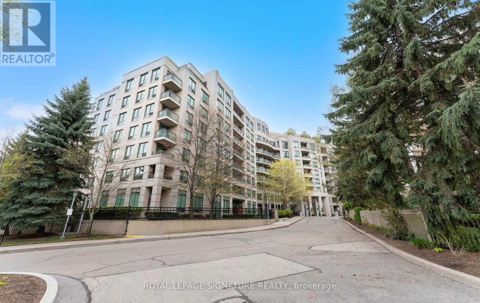 406 - 205 The Donway W, Toronto, Ontario  M3H 3S5 - Photo 2 - C13116024