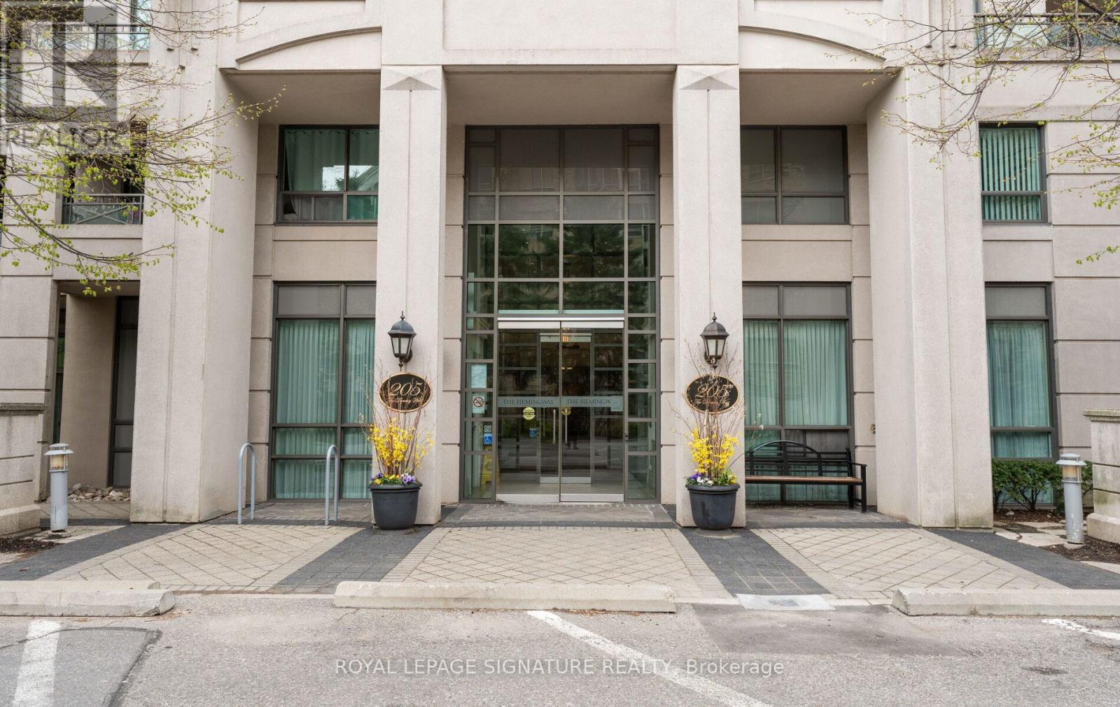 406 - 205 The Donway W, Toronto, Ontario  M3H 3S5 - Photo 3 - C13116024