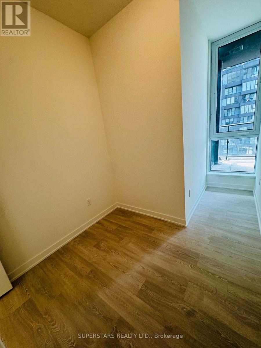 2303 - 5 Quarrington Lane, Toronto, Ontario  M3C 0S5 - Photo 13 - C13116034