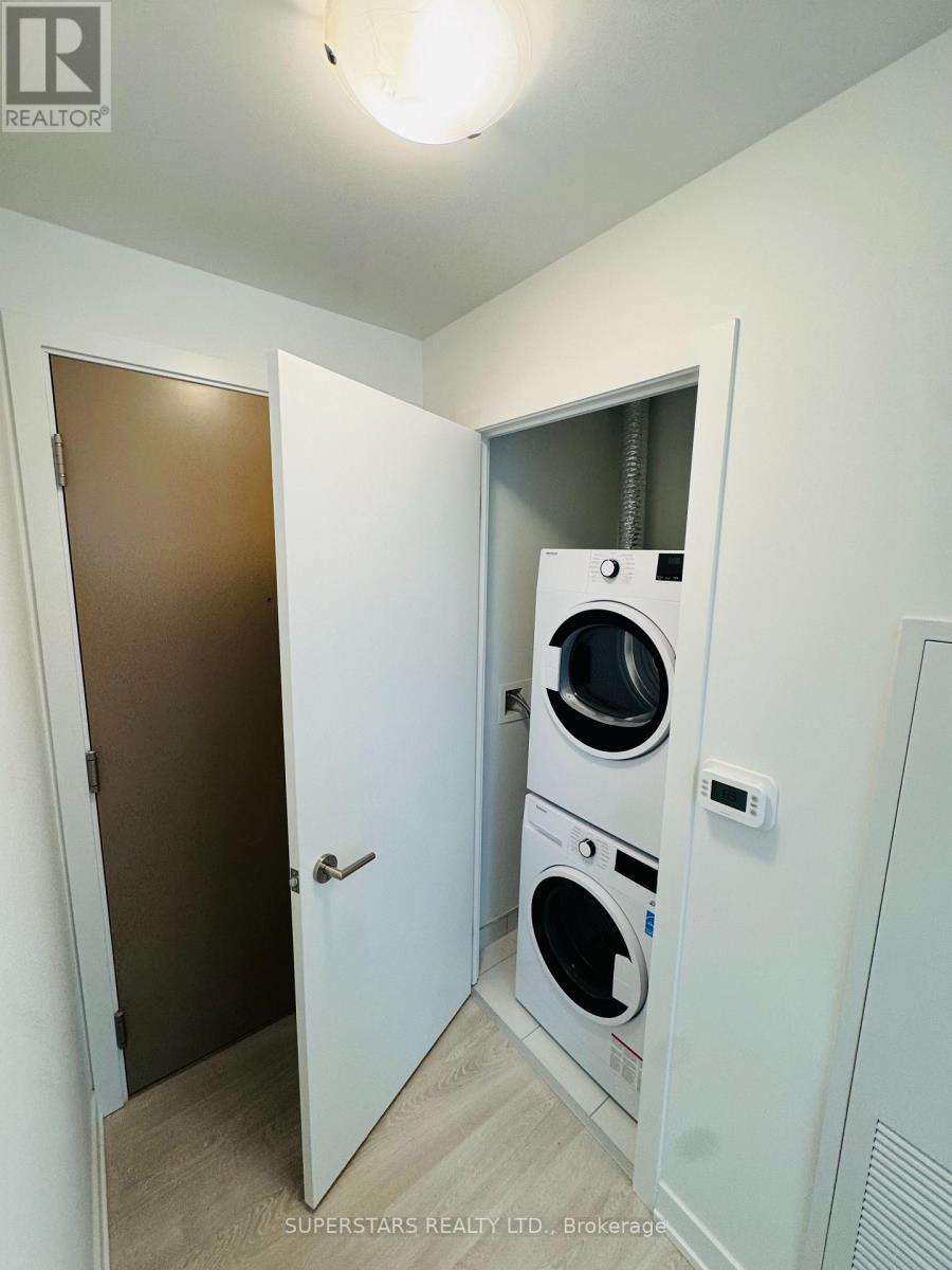 2303 - 5 Quarrington Lane, Toronto, Ontario  M3C 0S5 - Photo 7 - C13116034