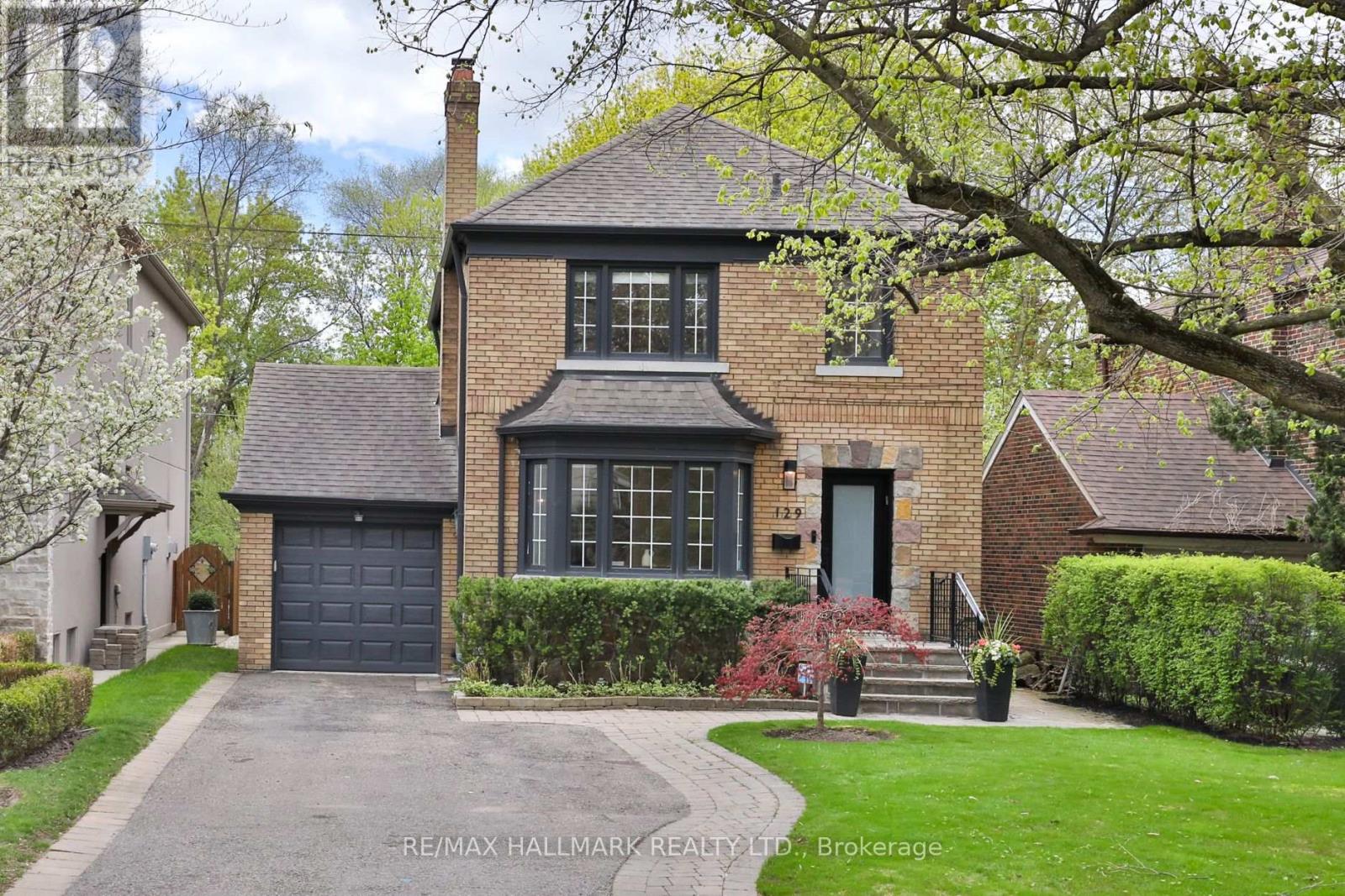 129 ELM RIDGE DRIVE, Toronto, Ontario