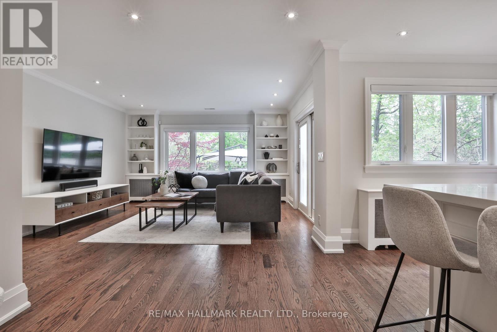 129 Elm Ridge Drive, Toronto, Ontario  M6B 1A6 - Photo 15 - C13116056