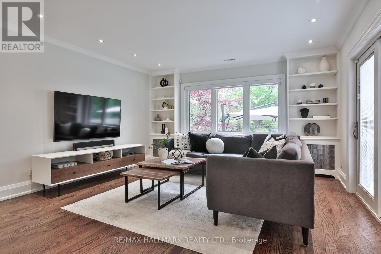 129 Elm Ridge Drive, Toronto, Ontario  M6B 1A6 - Photo 17 - C13116056