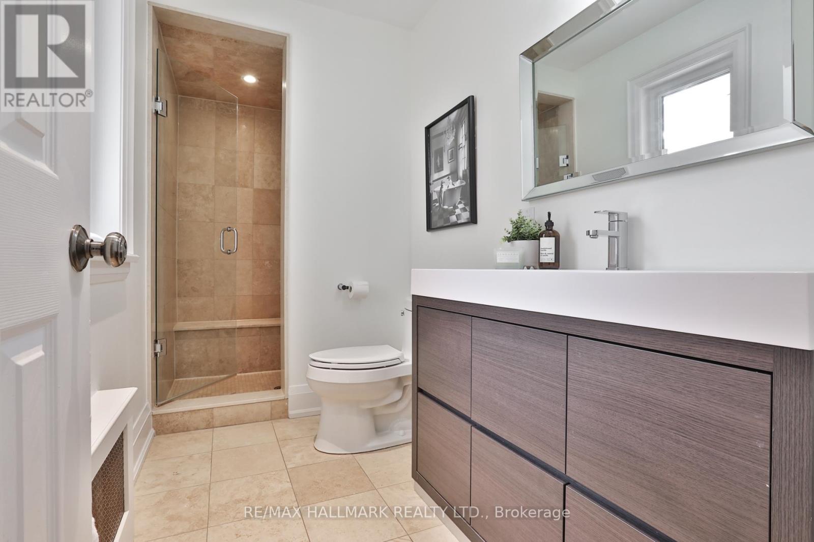 129 Elm Ridge Drive, Toronto, Ontario  M6B 1A6 - Photo 21 - C13116056