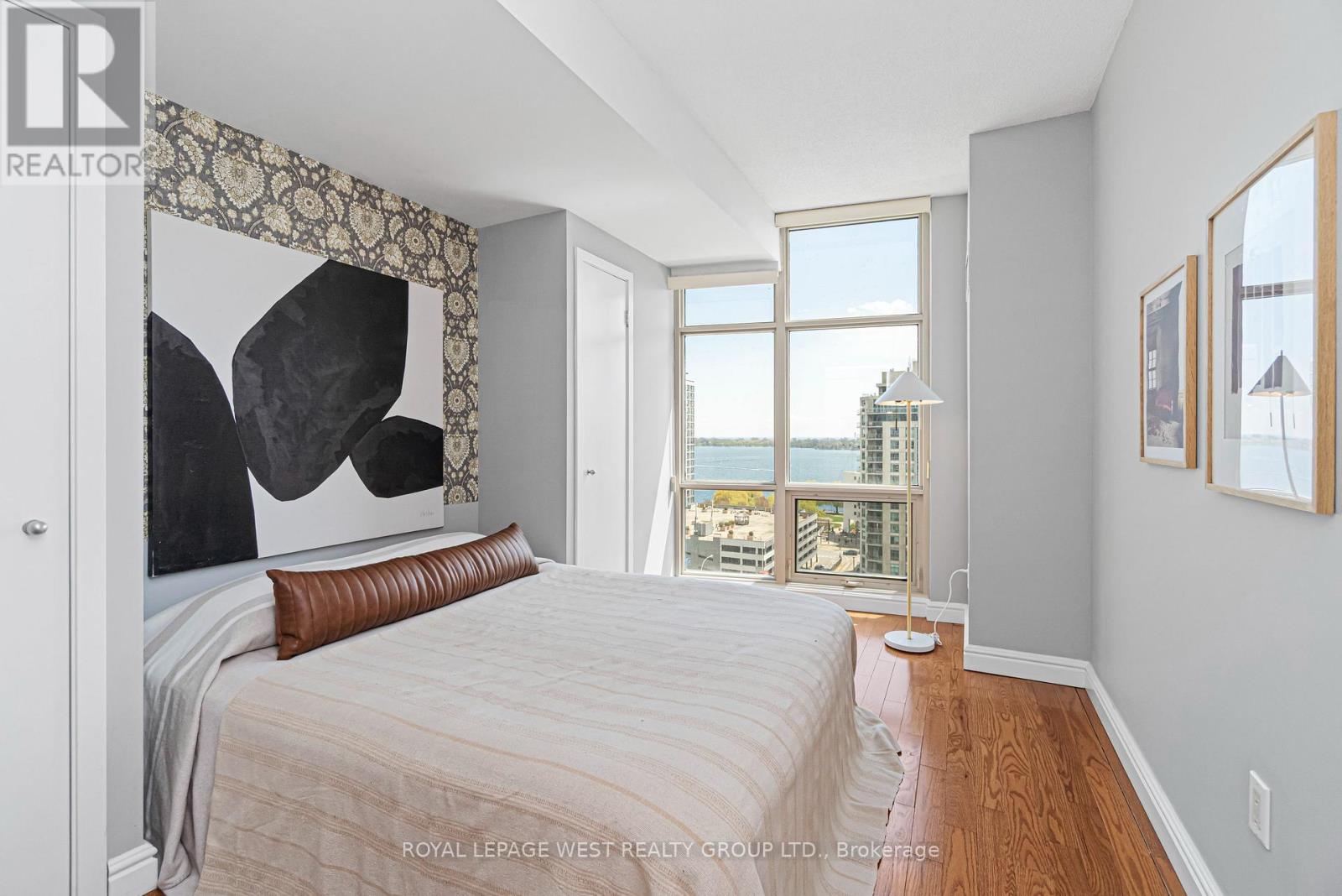 #1510 - 35 Mariner Terrace, Toronto, Ontario  M5V 3V9 - Photo 18 - C13116076
