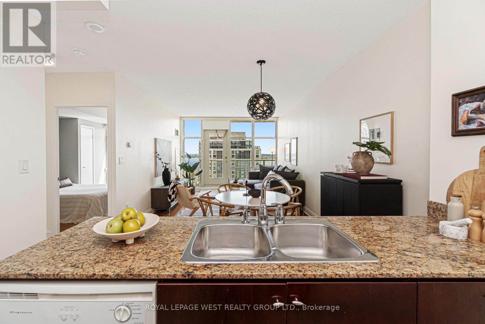 #1510 - 35 Mariner Terrace, Toronto, Ontario  M5V 3V9 - Photo 23 - C13116076