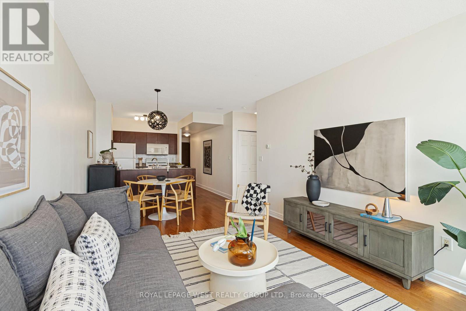 #1510 - 35 Mariner Terrace, Toronto, Ontario  M5V 3V9 - Photo 3 - C13116076