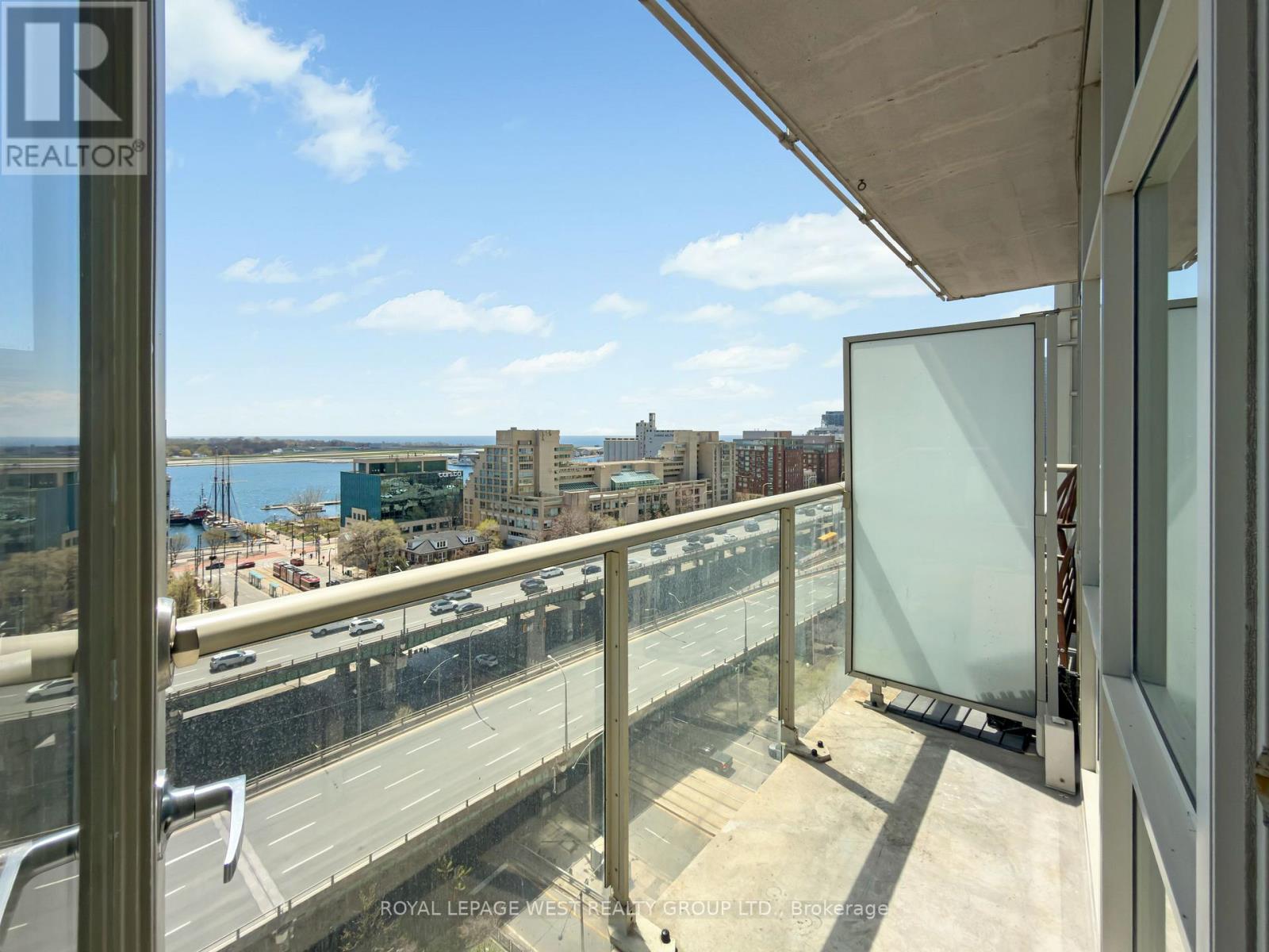#1510 - 35 Mariner Terrace, Toronto, Ontario  M5V 3V9 - Photo 31 - C13116076