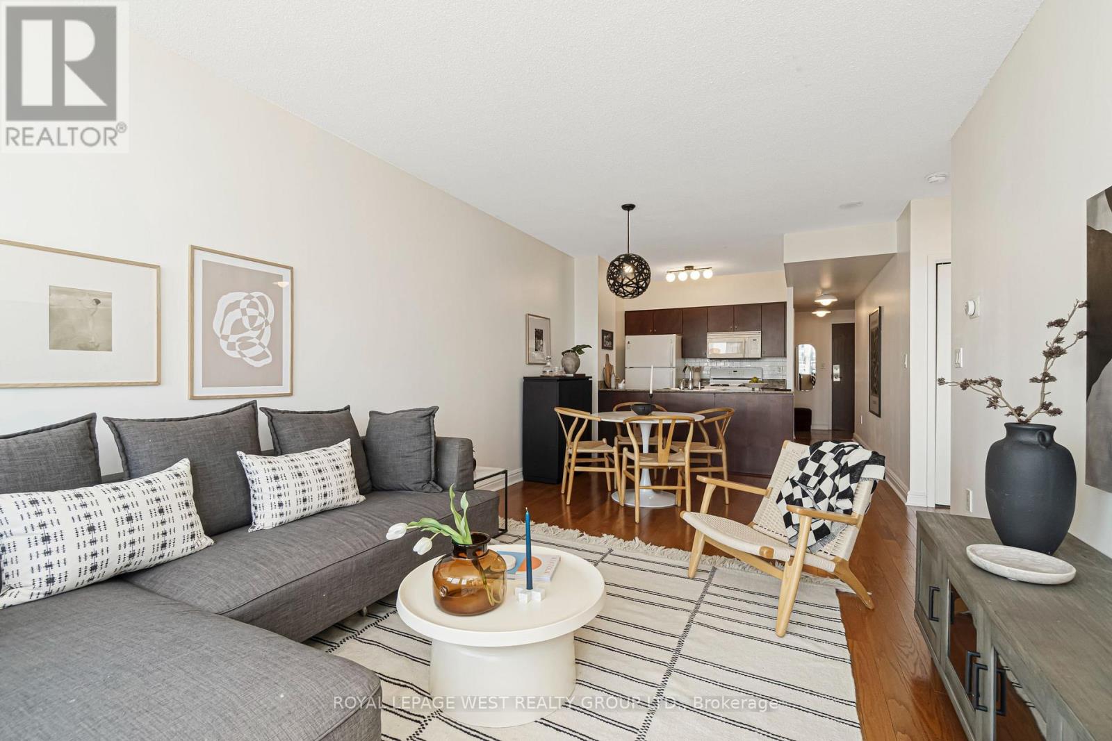 #1510 - 35 Mariner Terrace, Toronto, Ontario  M5V 3V9 - Photo 4 - C13116076