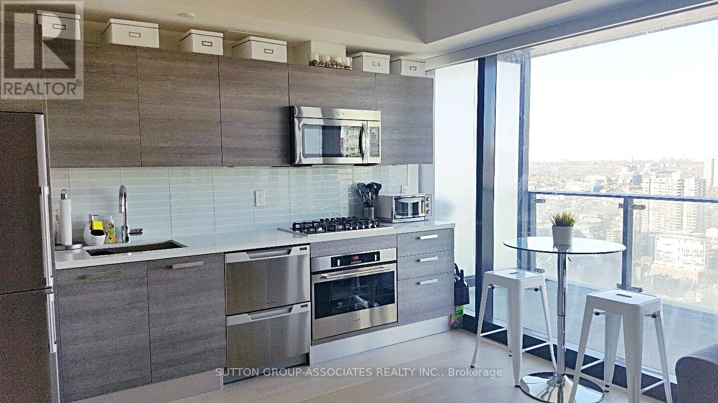 2802 - 224 King Street W, Toronto, Ontario  M5H 0A6 - Photo 2 - C13116128