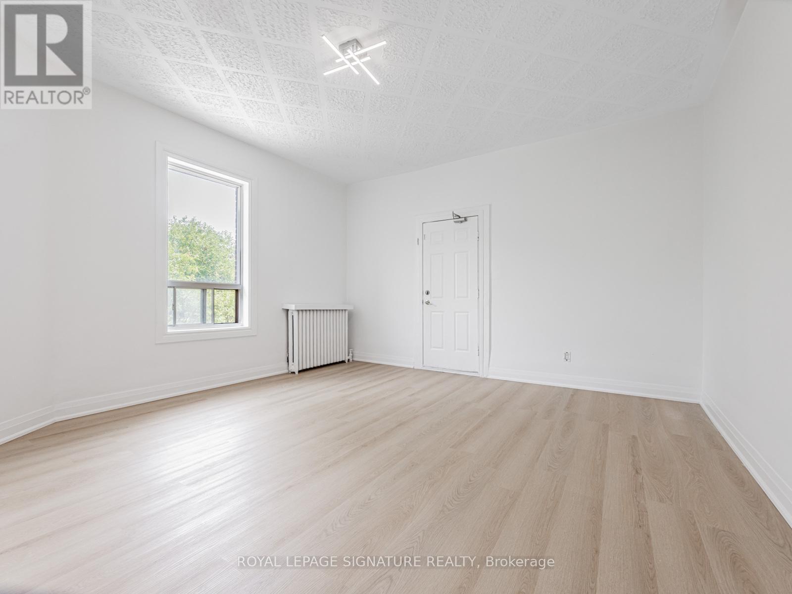 2 - 1 Bellwoods Park, Toronto, Ontario  M6J 1S4 - Photo 2 - C13116140