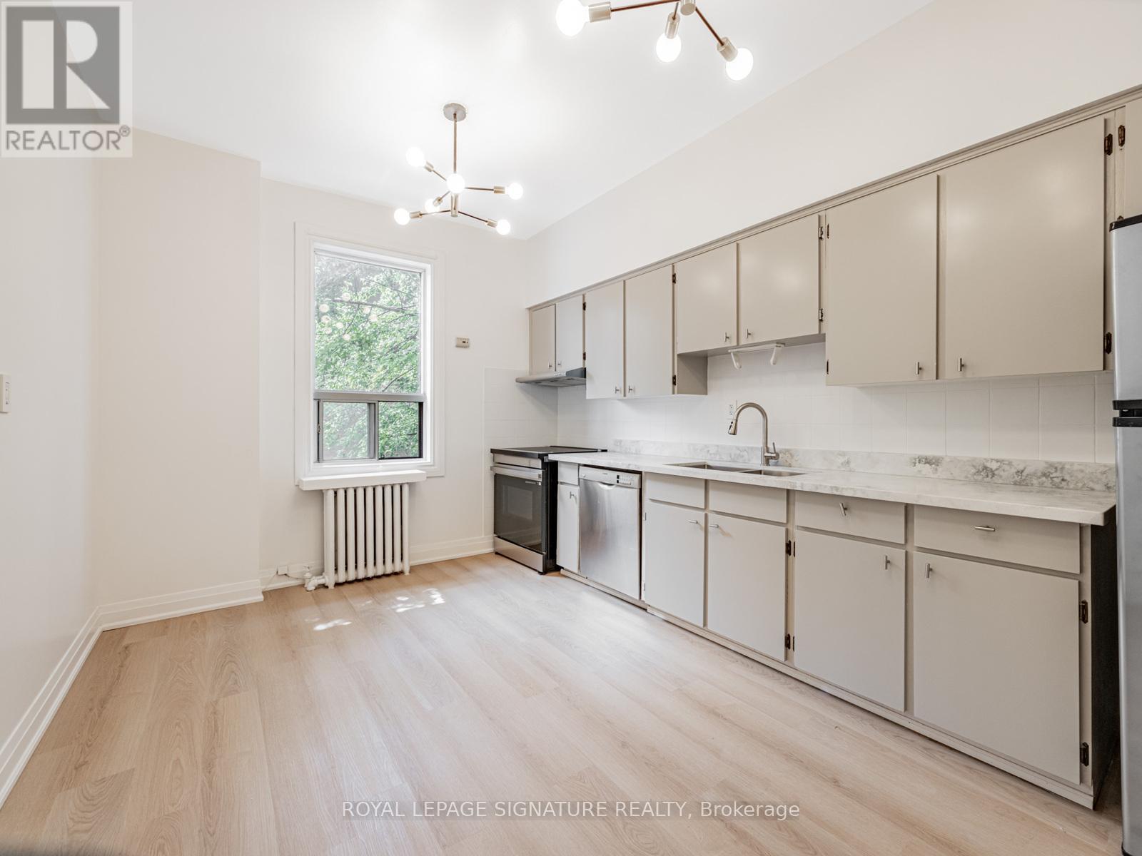 2 - 1 Bellwoods Park, Toronto, Ontario  M6J 1S4 - Photo 4 - C13116140