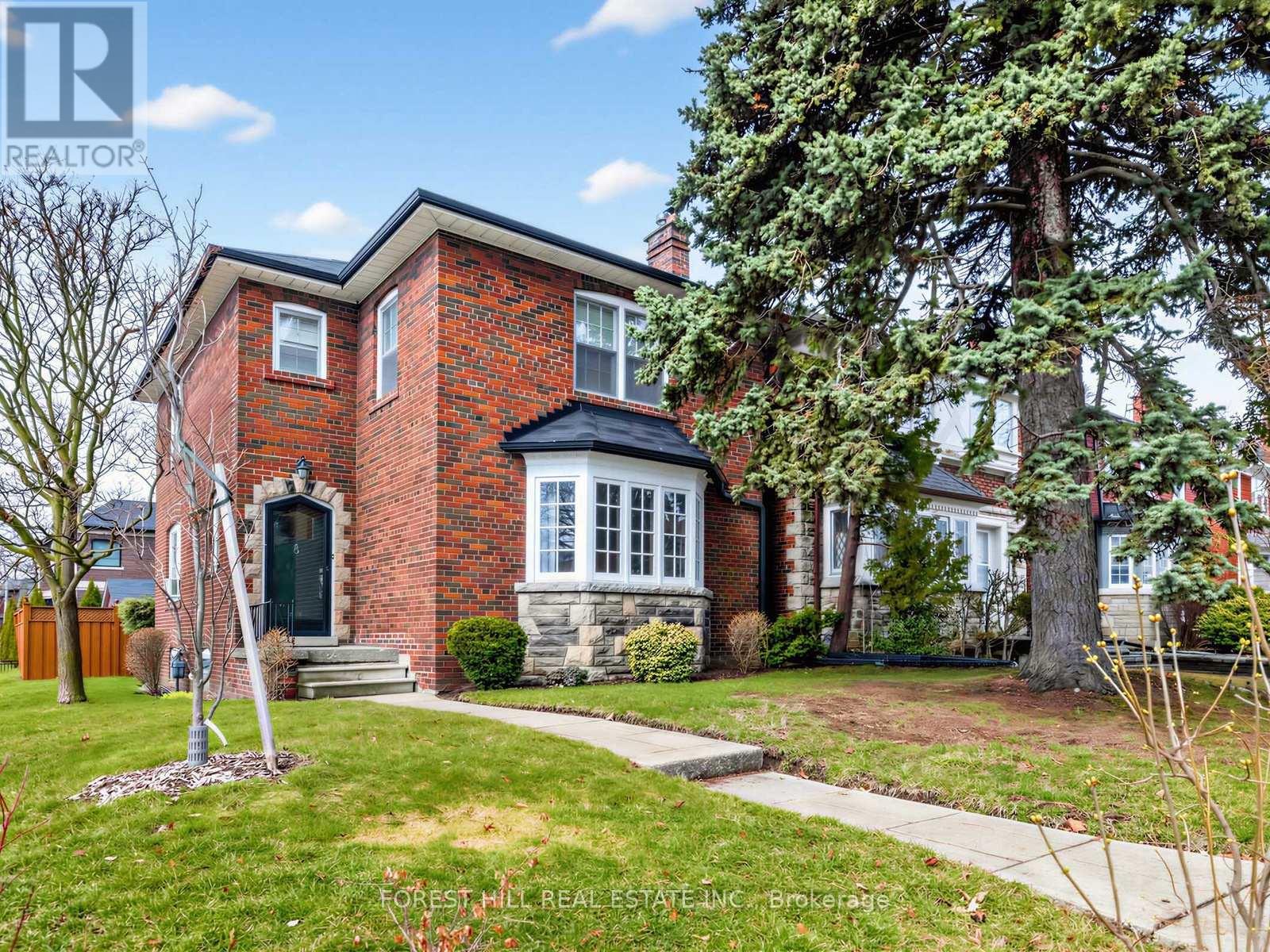 28 Castle Knock Road, Toronto, Ontario  M5N 2J4 - Photo 1 - C13116144