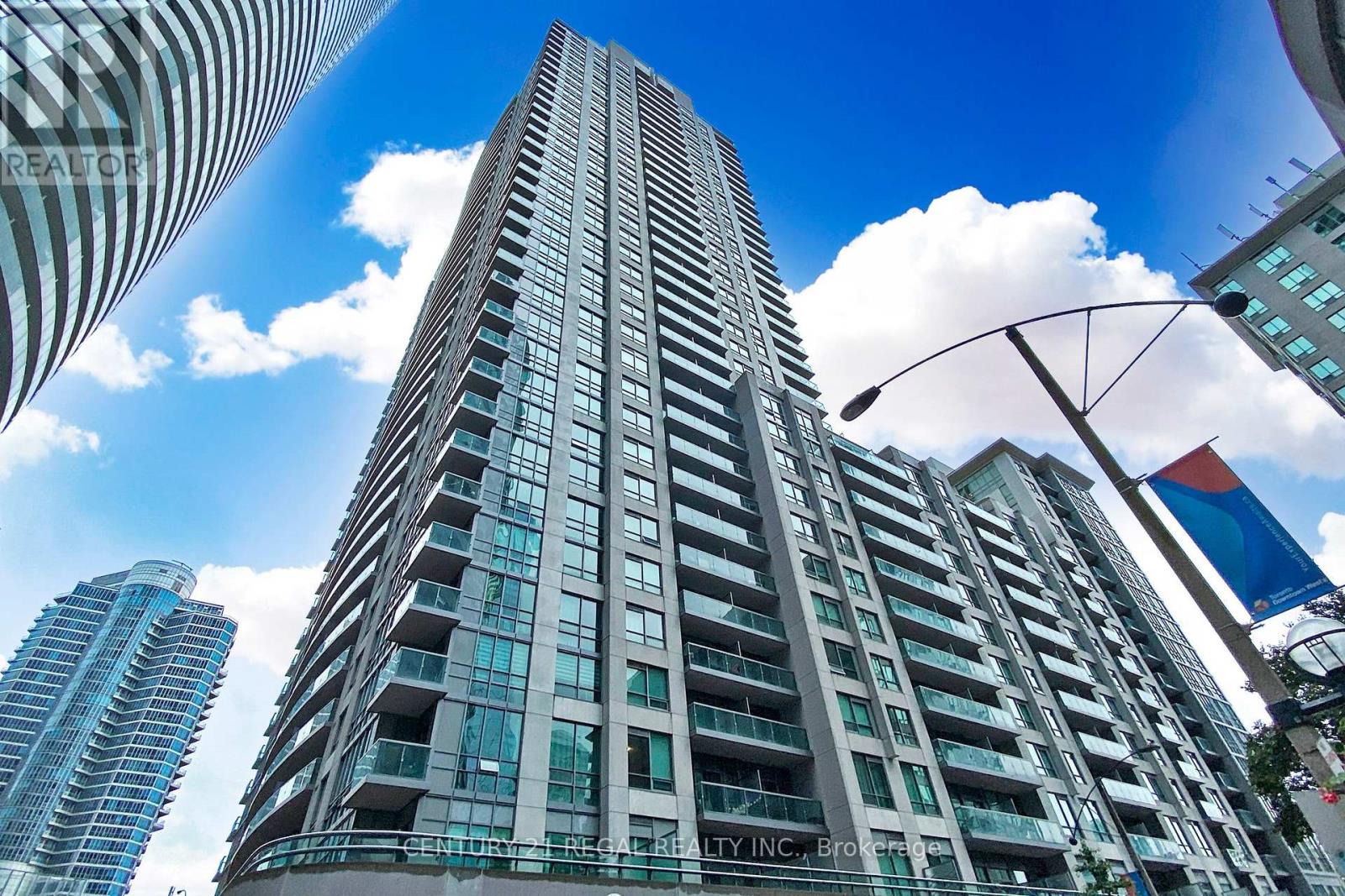 2706 - 19 Grand Trunk Crescent, Toronto, Ontario  M5J 3A3 - Photo 4 - C13116200