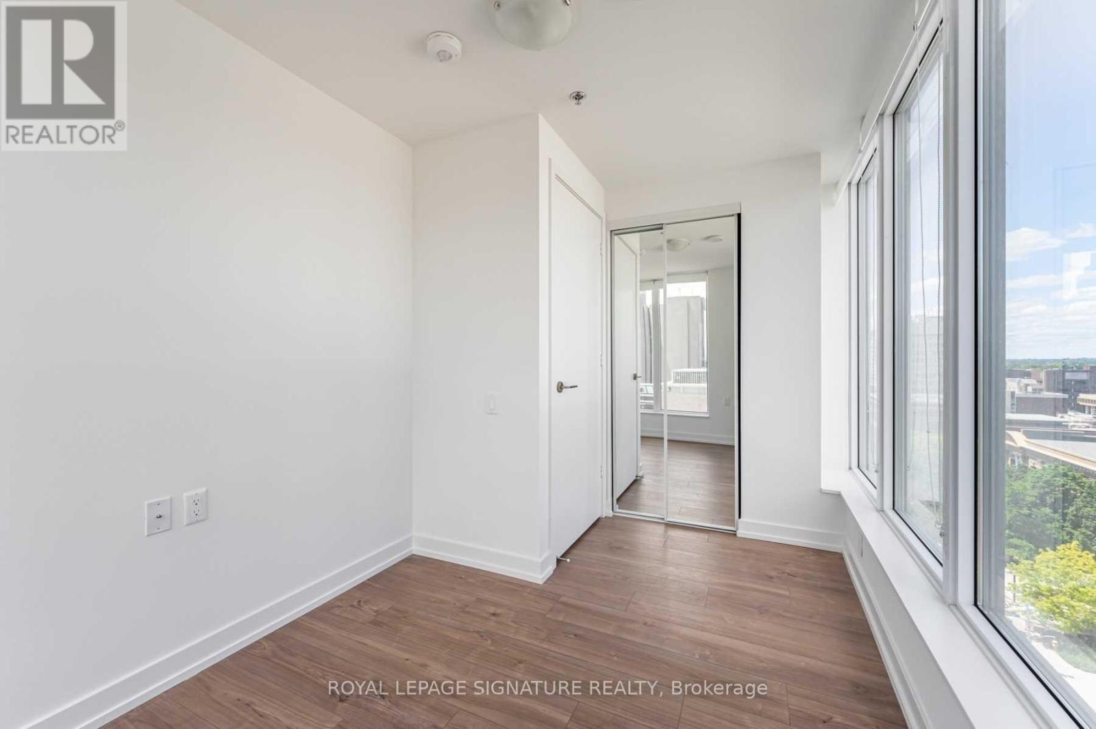 1108 - 203 College Street, Toronto, Ontario  M5T 1P9 - Photo 4 - C13116226