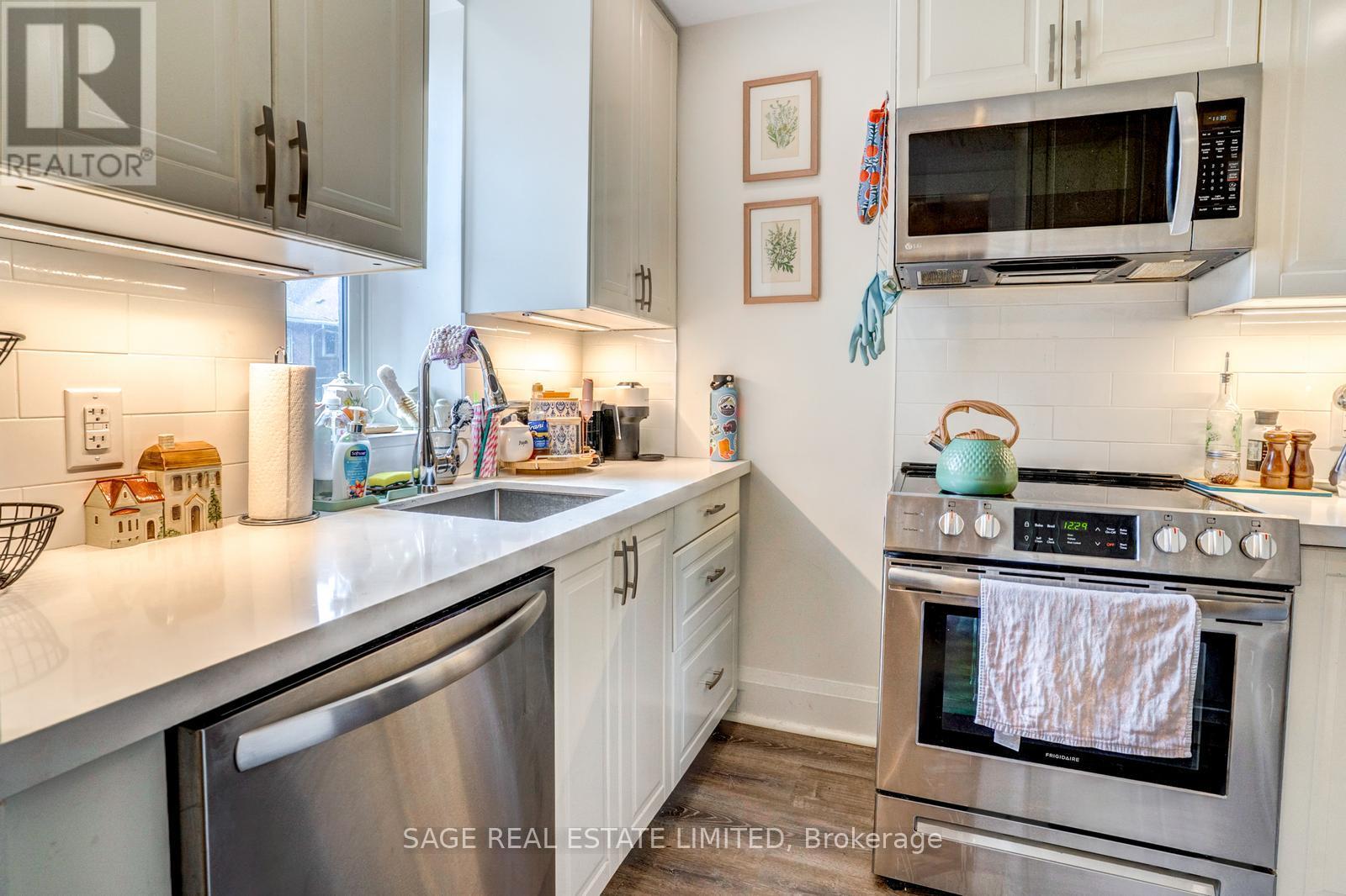 9 - 48 Lawton Boulevard, Toronto, Ontario  M4V 1Z5 - Photo 11 - C13116260