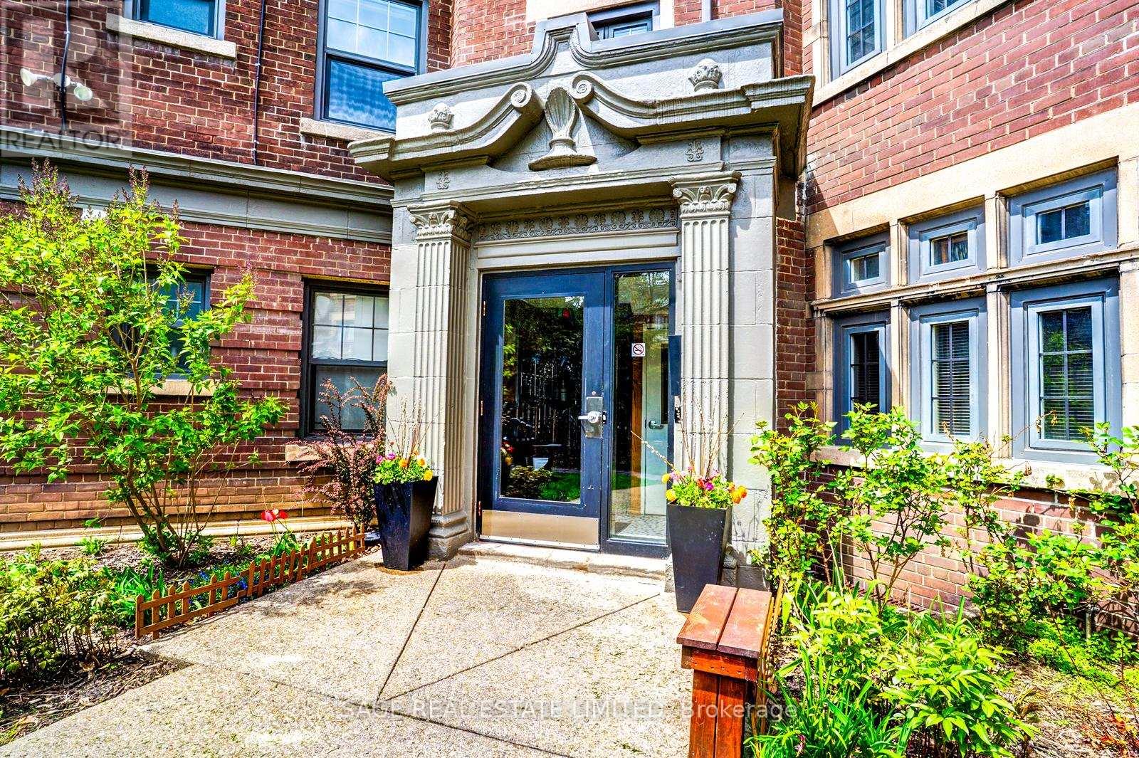 9 - 48 Lawton Boulevard, Toronto, Ontario  M4V 1Z5 - Photo 2 - C13116260