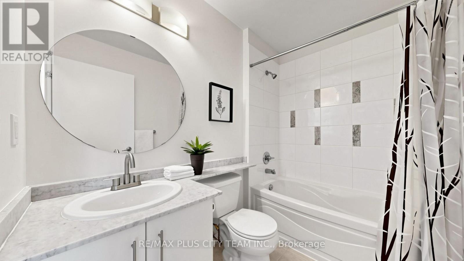 2604 - 16 Yonge Street, Toronto, Ontario  M5E 2A1 - Photo 12 - C13116272
