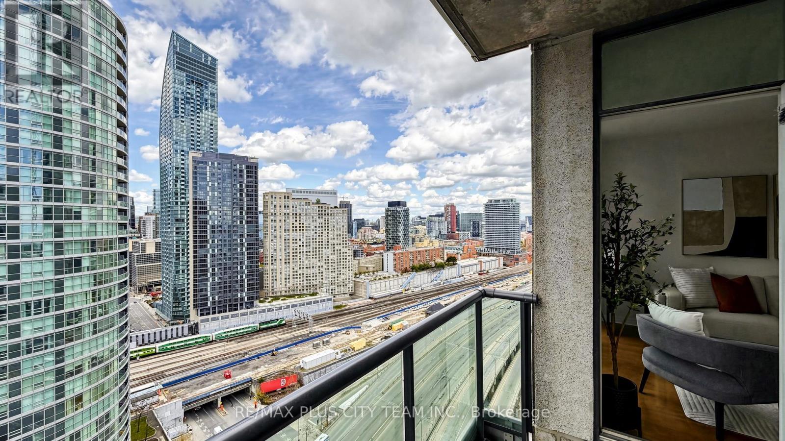 2604 - 16 Yonge Street, Toronto, Ontario  M5E 2A1 - Photo 17 - C13116272