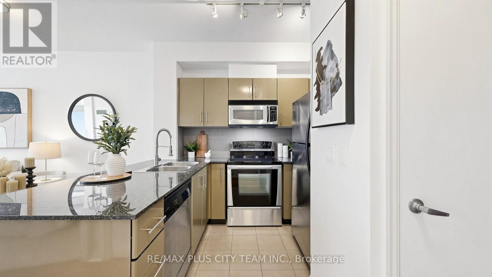 2604 - 16 Yonge Street, Toronto, Ontario  M5E 2A1 - Photo 8 - C13116272