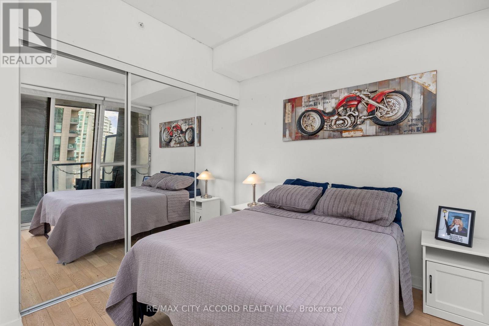 311 - 20 Bruyeres Mews, Toronto, Ontario  M5V 0G8 - Photo 15 - C13116298