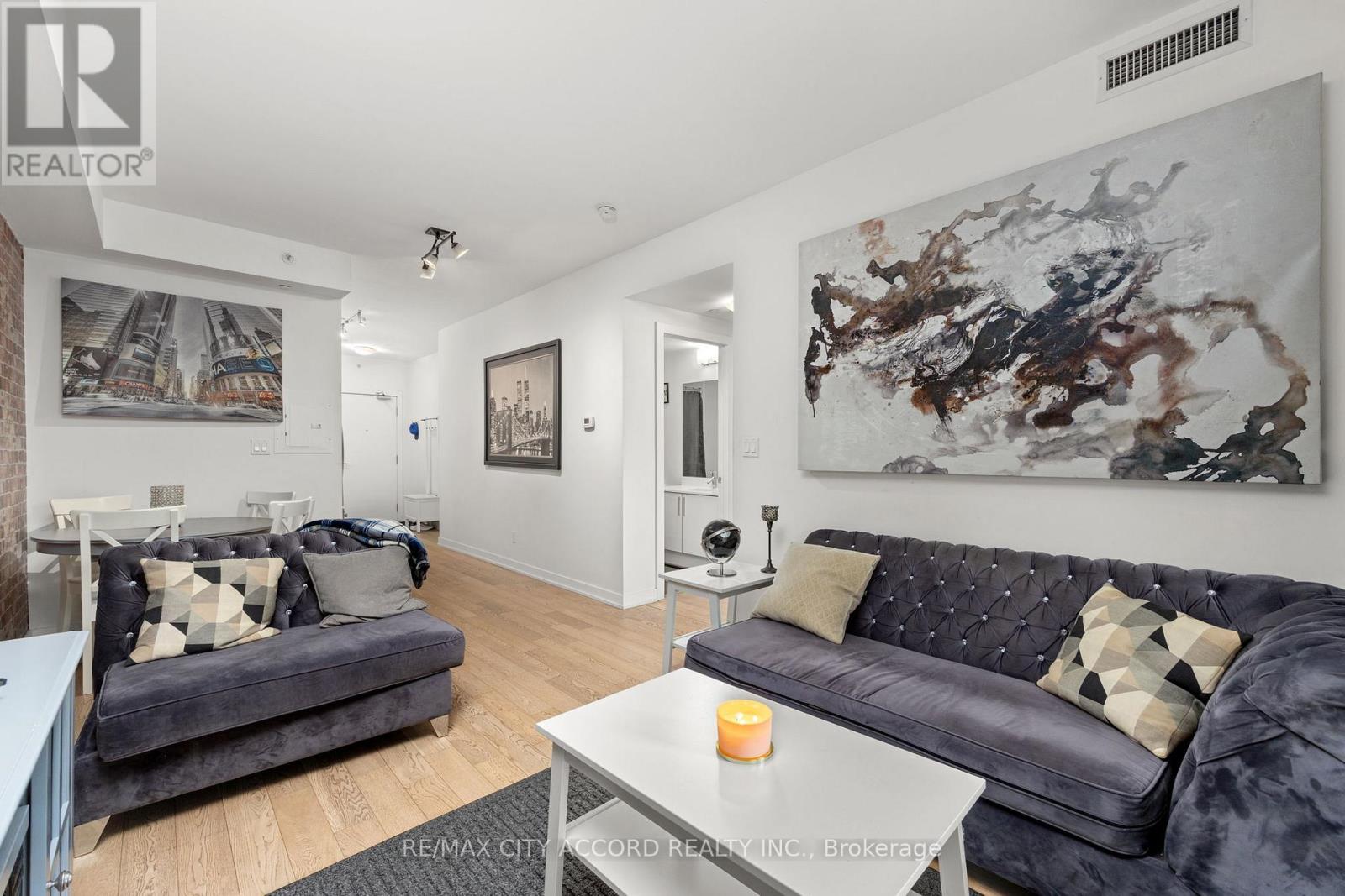 311 - 20 Bruyeres Mews, Toronto, Ontario  M5V 0G8 - Photo 7 - C13116298